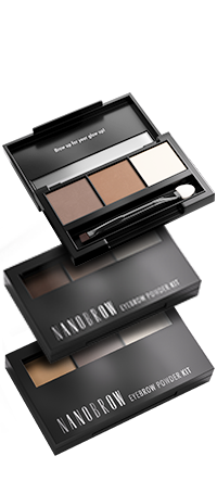 Trīs pulveru komplekti, kas sakārtoti vertikāli